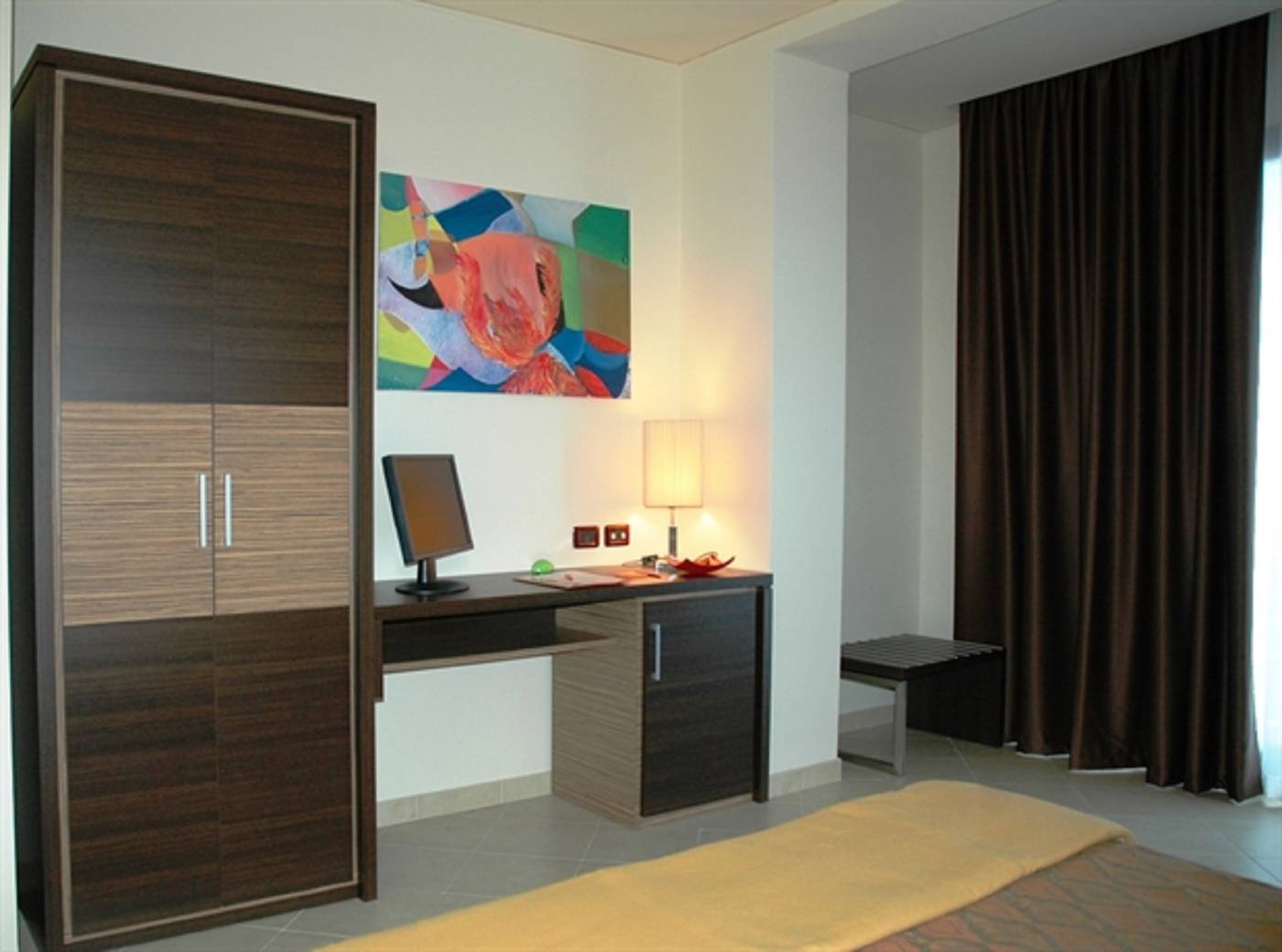 Viola-Palace-Hotel-Room-14