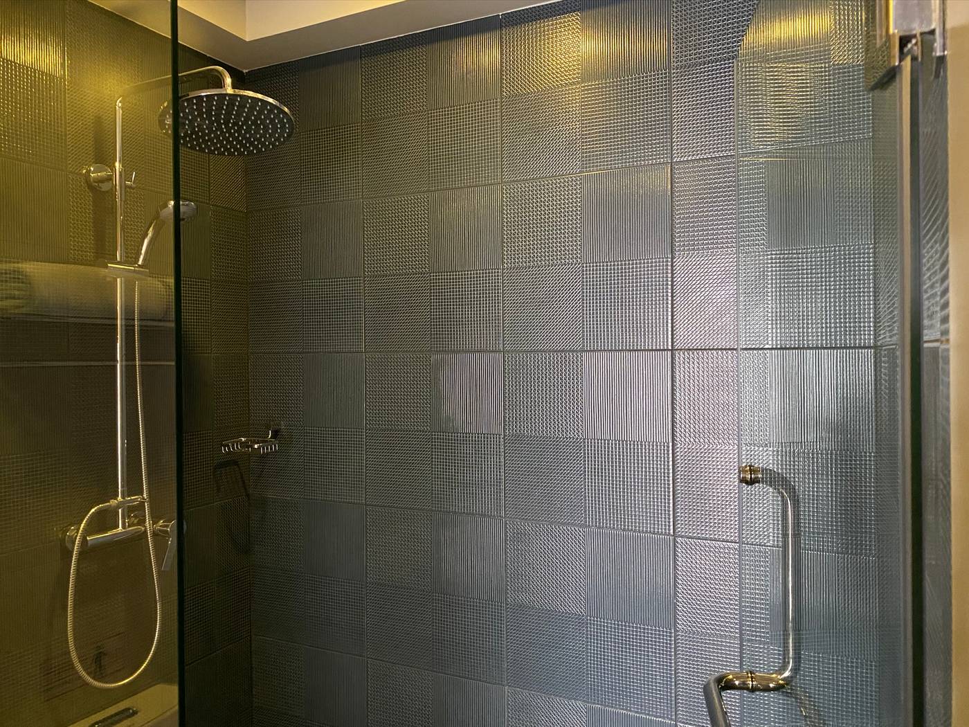 De-Prime-Rangnam-Hotel-Room-37