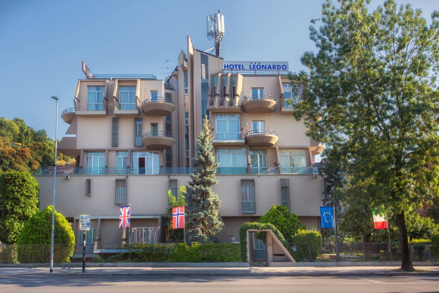 Hotel Leonardo-Italy-Brescia-General view-5