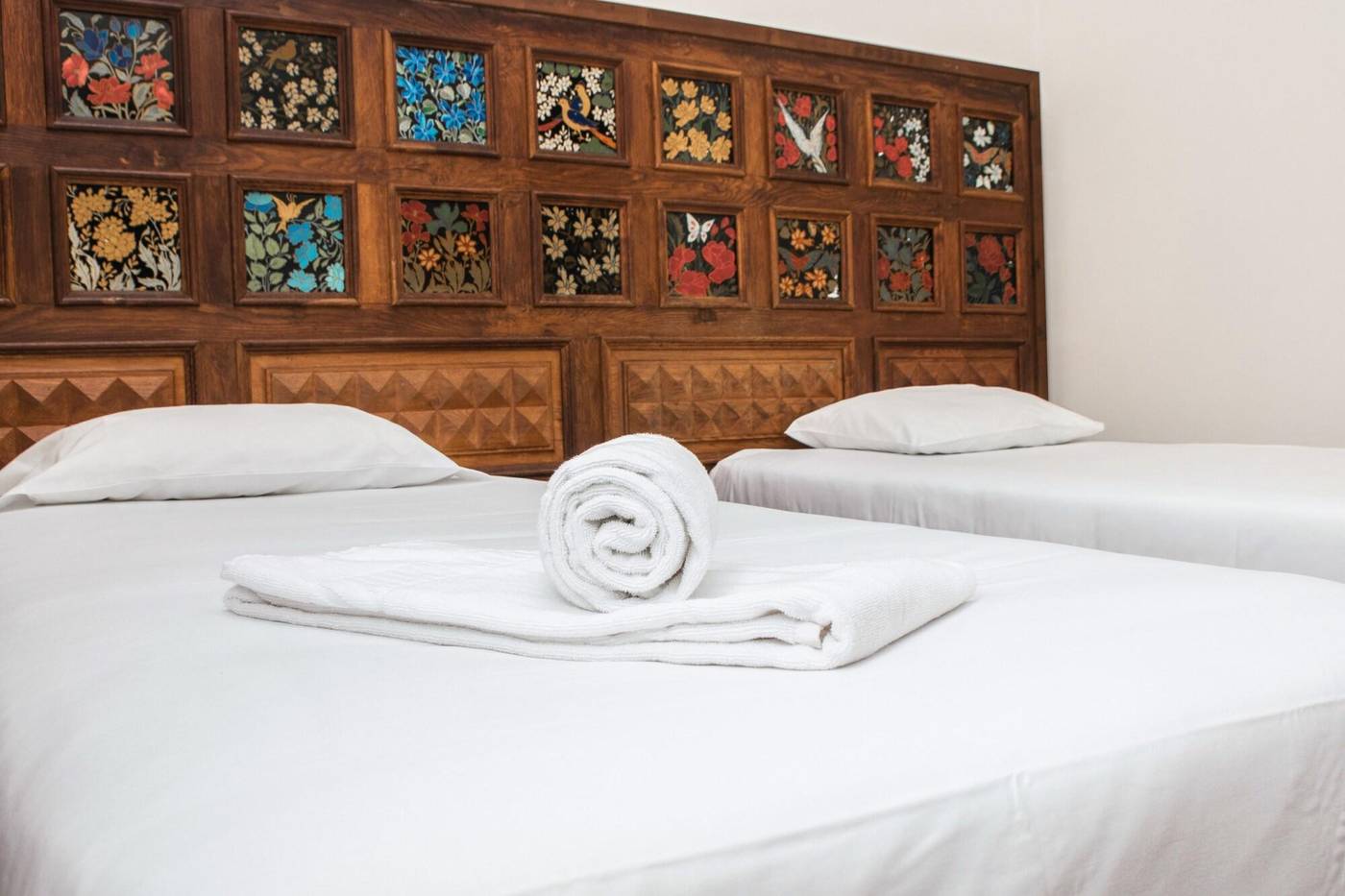 Sant-Jordi-Hostels-Lisbon-Room-35