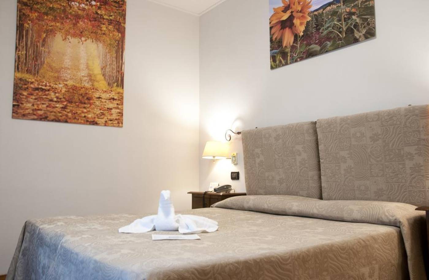 Arcobaleno Boutique Hotel-Italy-SIENA-General view-2
