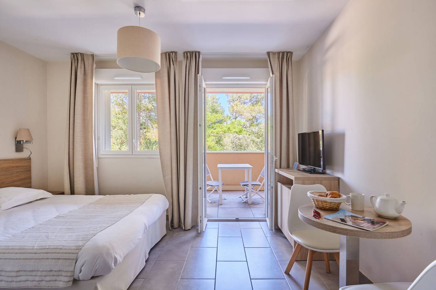 Residence-Prestige-Odalys-Les-Canissons-Room-20