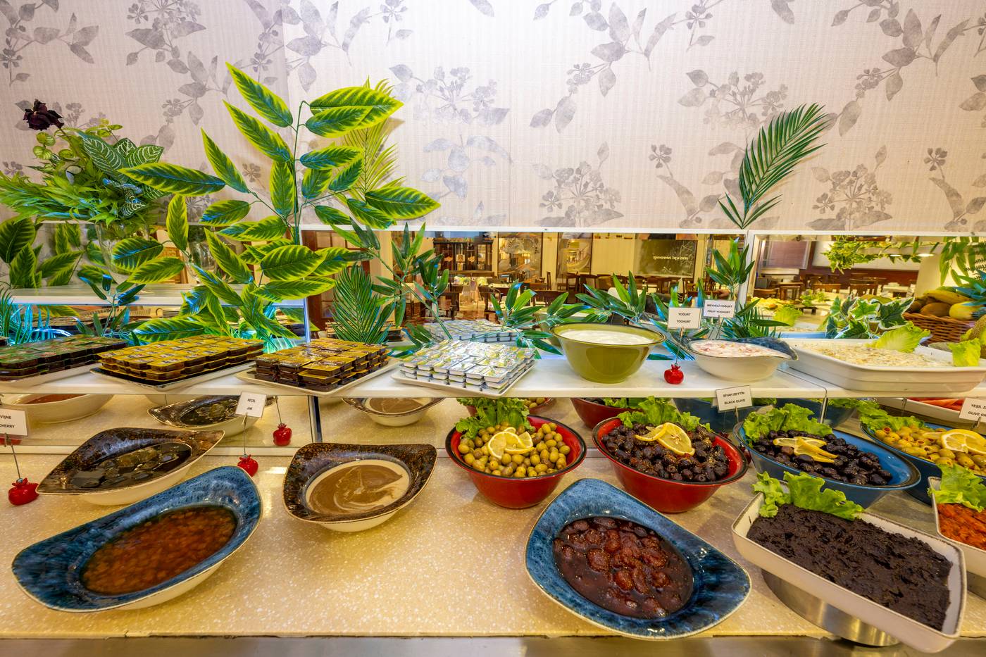 Grand-Anka-Restaurant-32