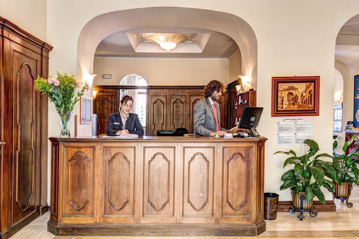 Grand-Hotel-Hermitage-Lobby-41