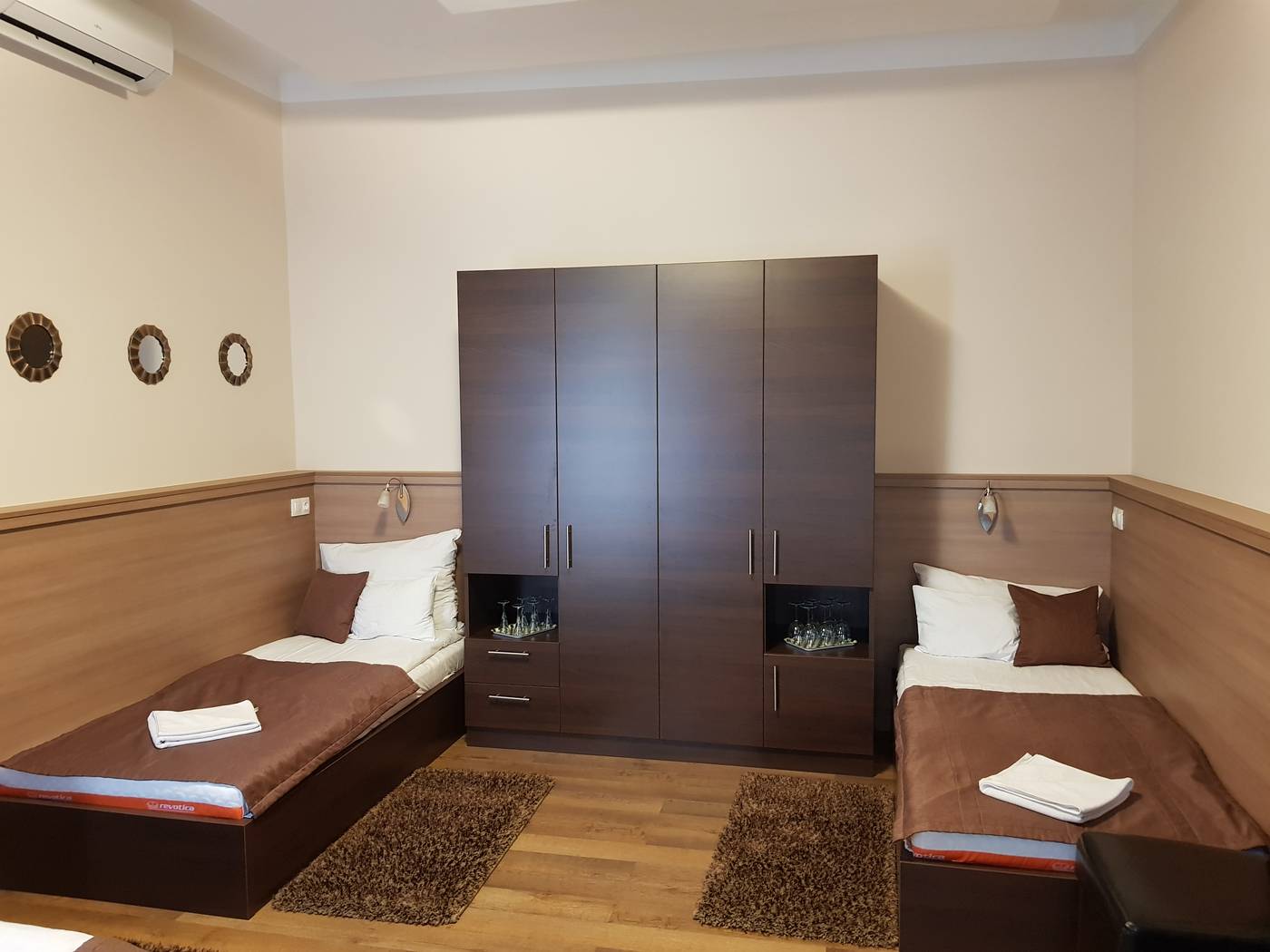 Central-Hotel-21-Room-13