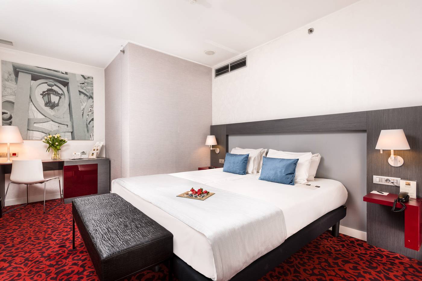 Eurostars-Palazzo-Zichy-Room-22