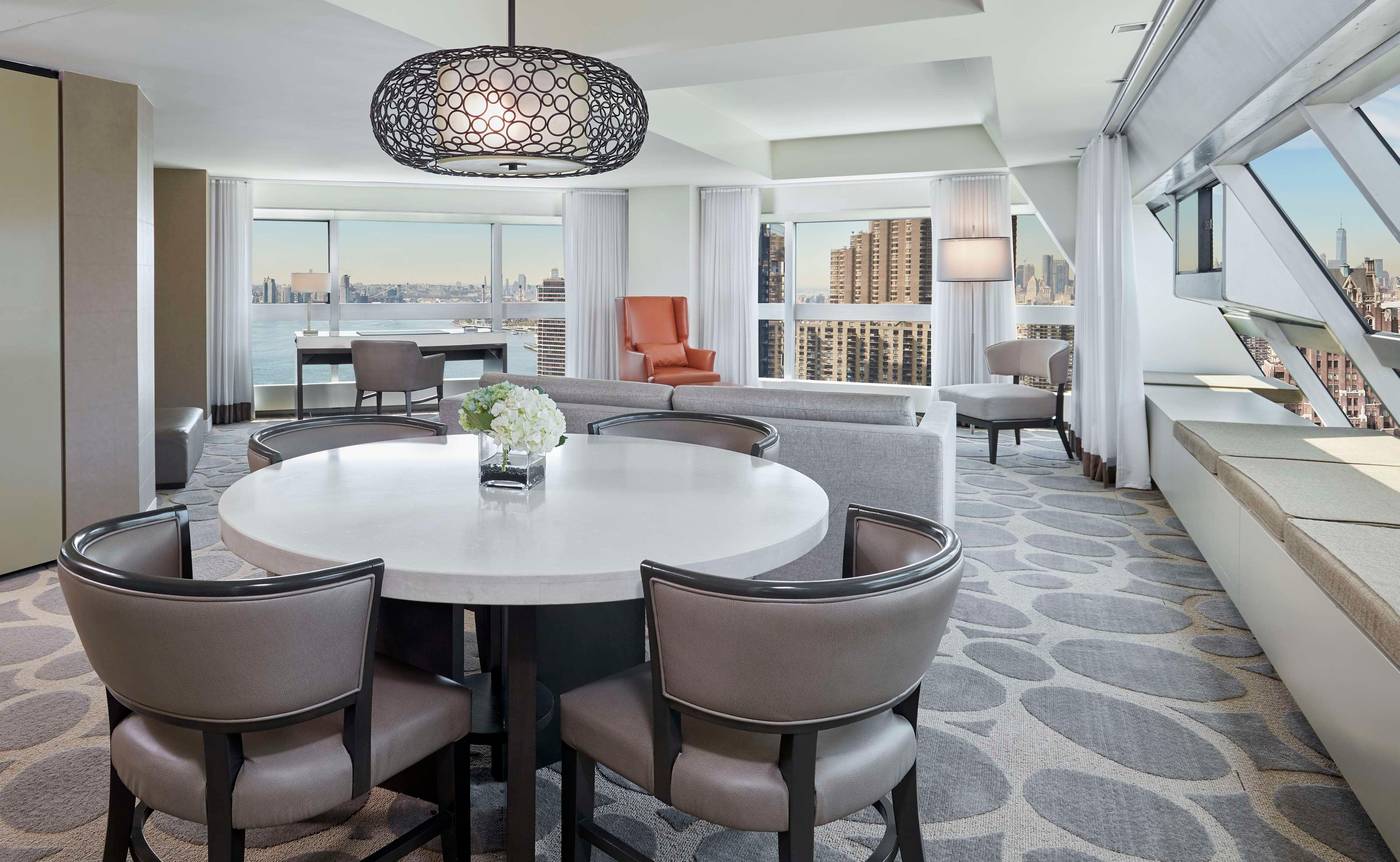 Millennium-Hilton-New-York-One-UN-Plaza-Room-3