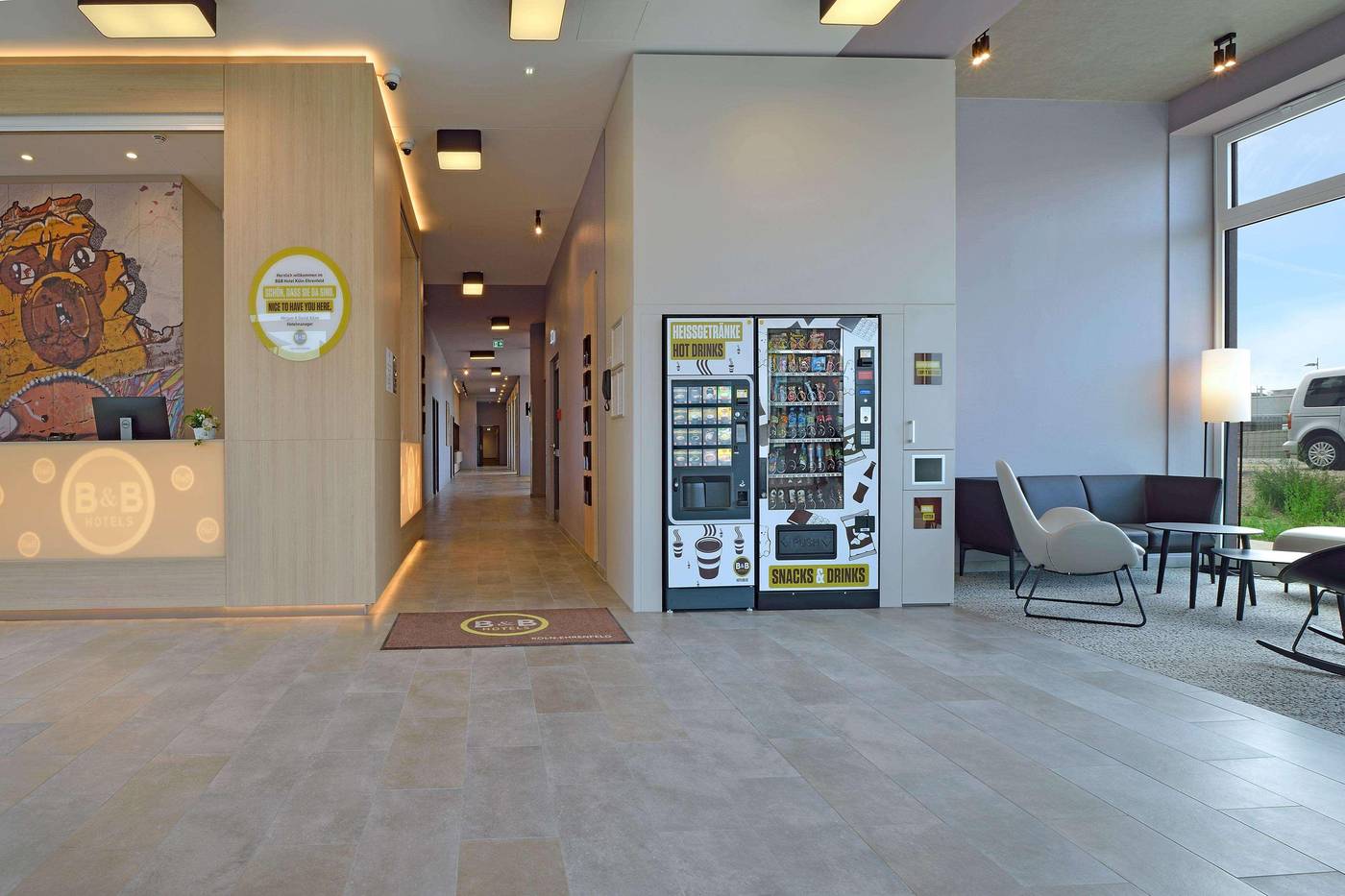 B-B-Hotel-Koln-Ehrenfeld-Lobby-4