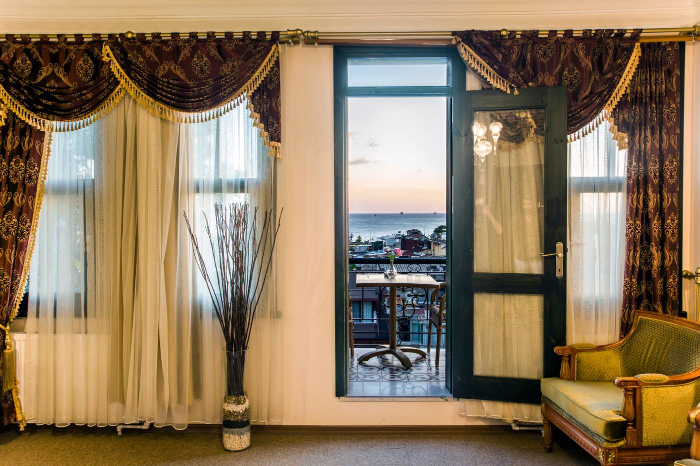 Garden-House-Istanbul-Room-30