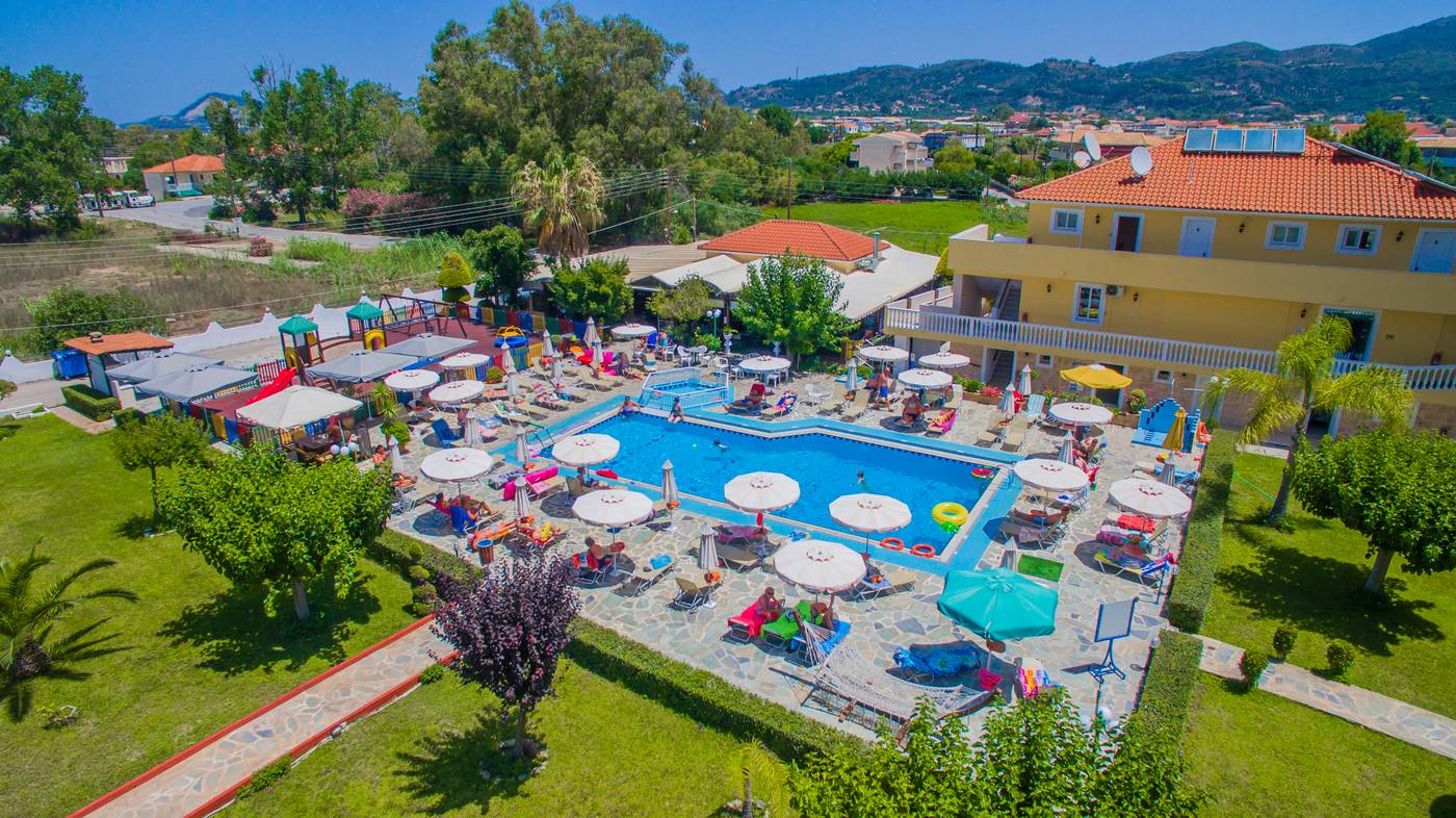 Macedonia-Pool-4