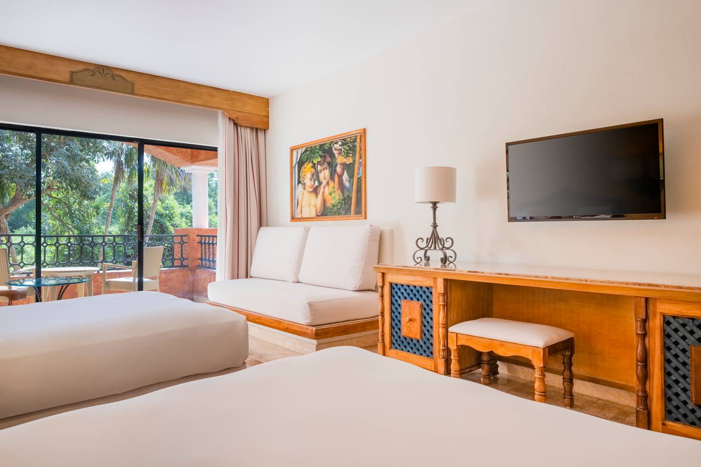 Iberostar-Waves-Paraiso-Beach-Room-36