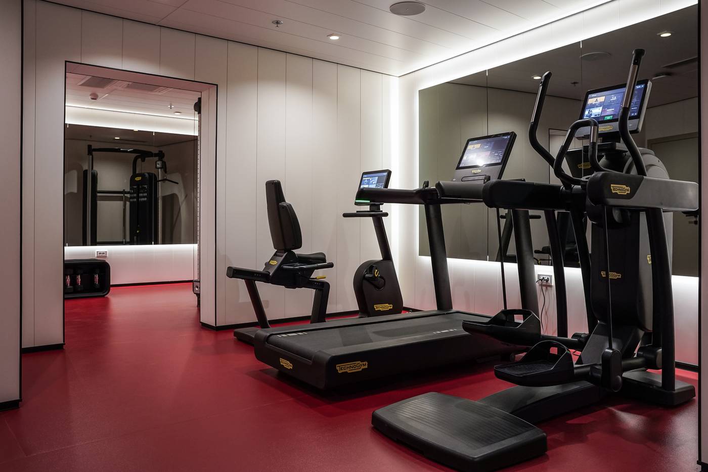 Hotel-Medistone-Sports-and-Entertainment-53