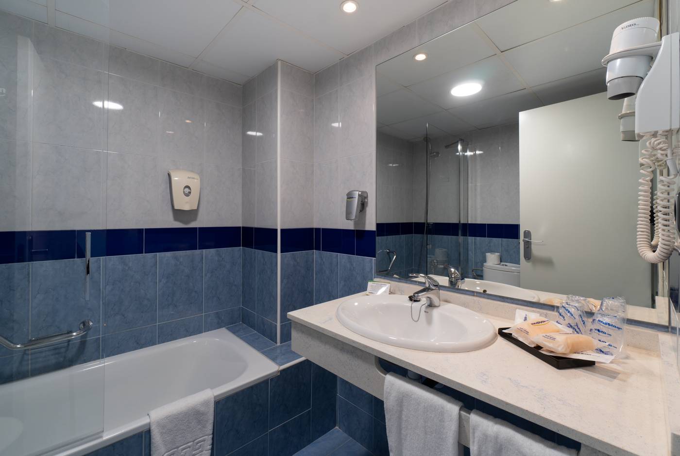 Medplaya-Hotel-Bali-Room-38