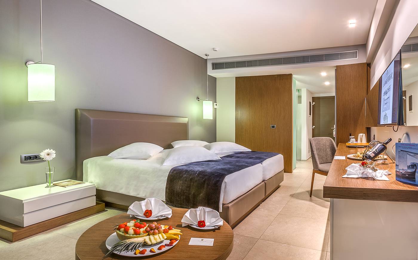 Astir-Odysseus-Room-37