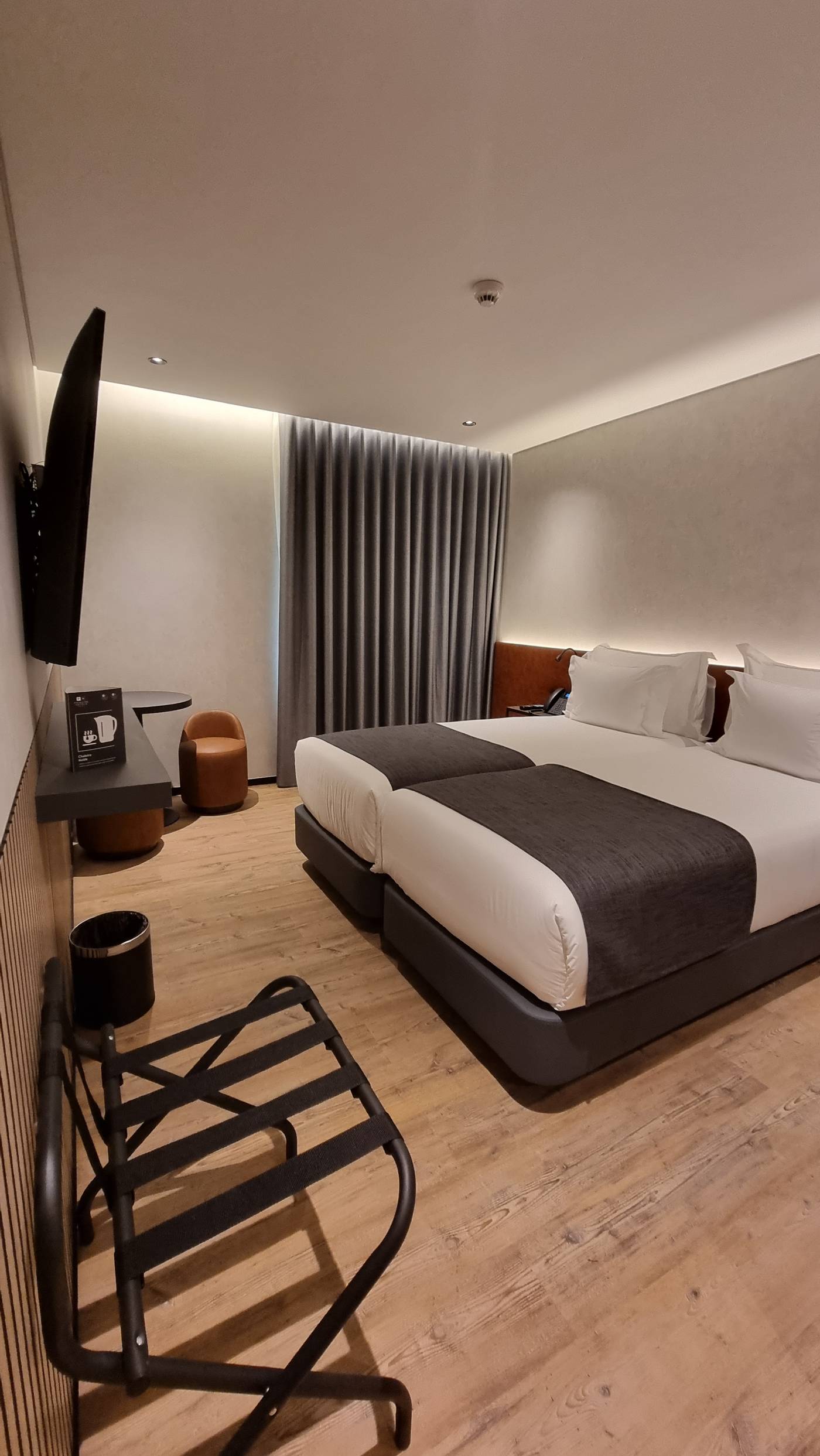 Principe-Avila-Room-7