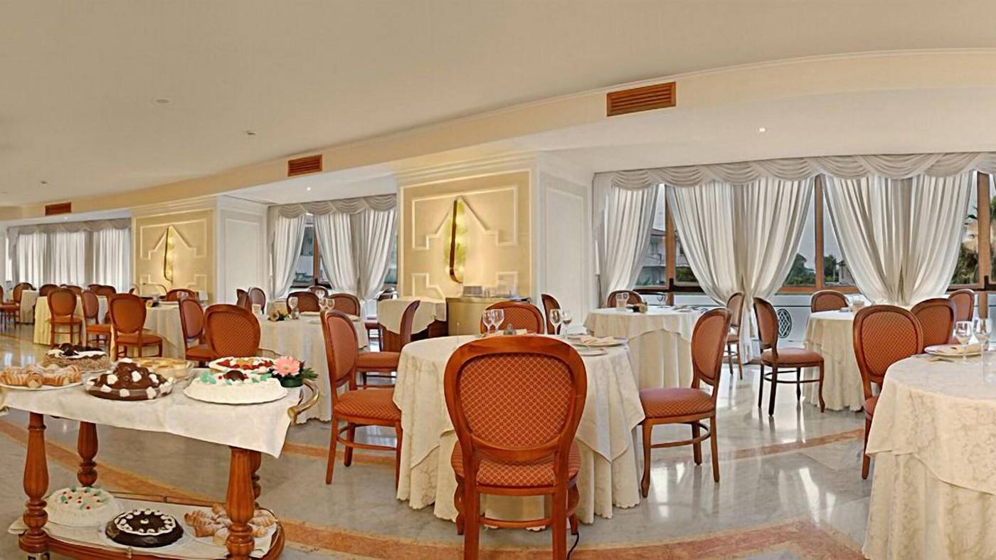 Grand-Hotel-La-Pace-Restaurant-19