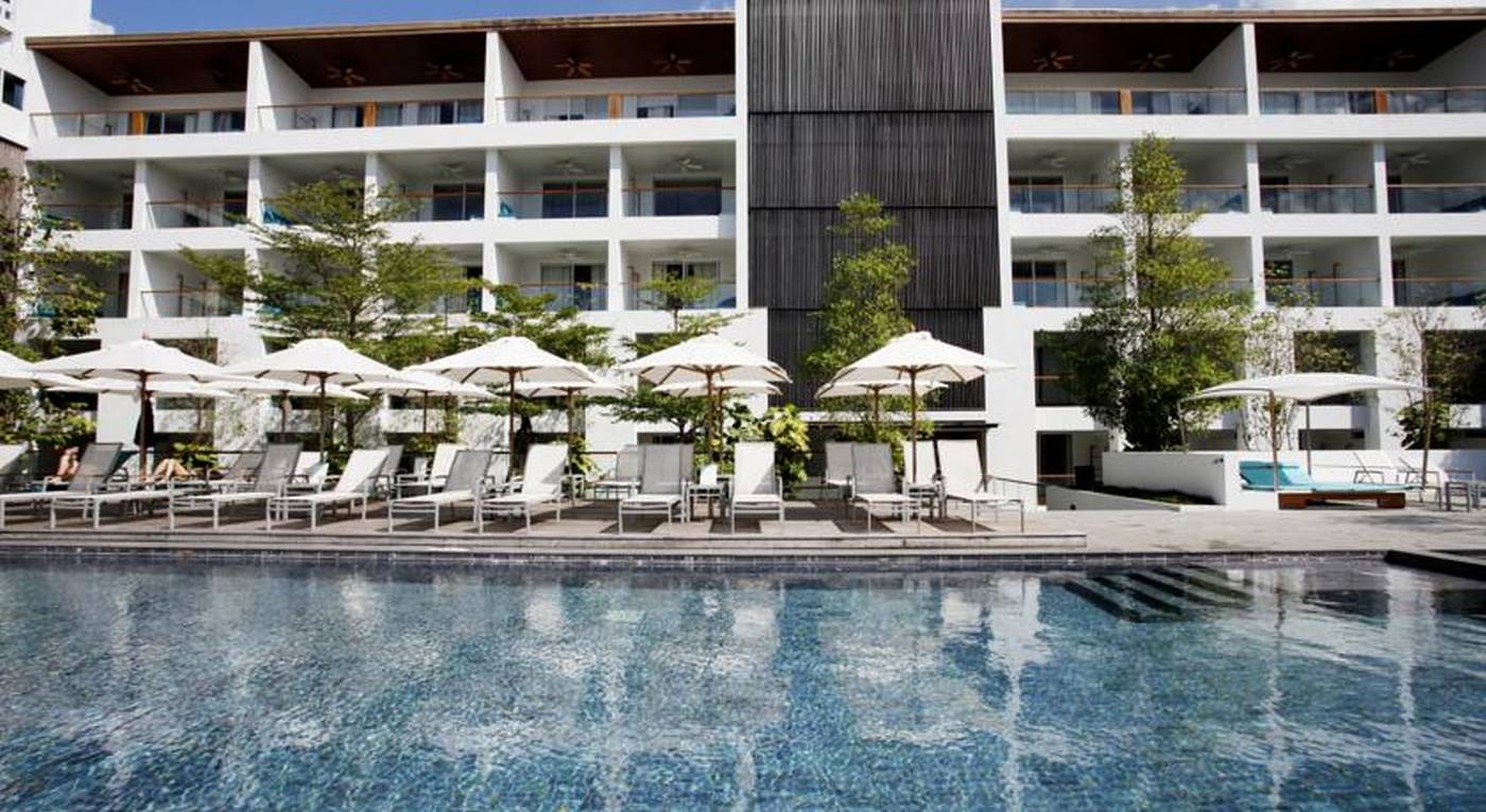 Nap-Patong-Hotel-Pool-7