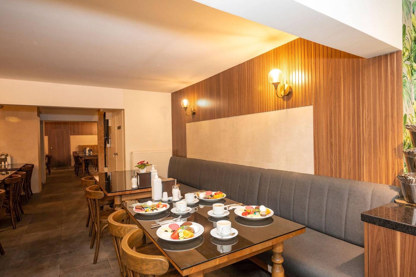 Melita-Restaurant-17