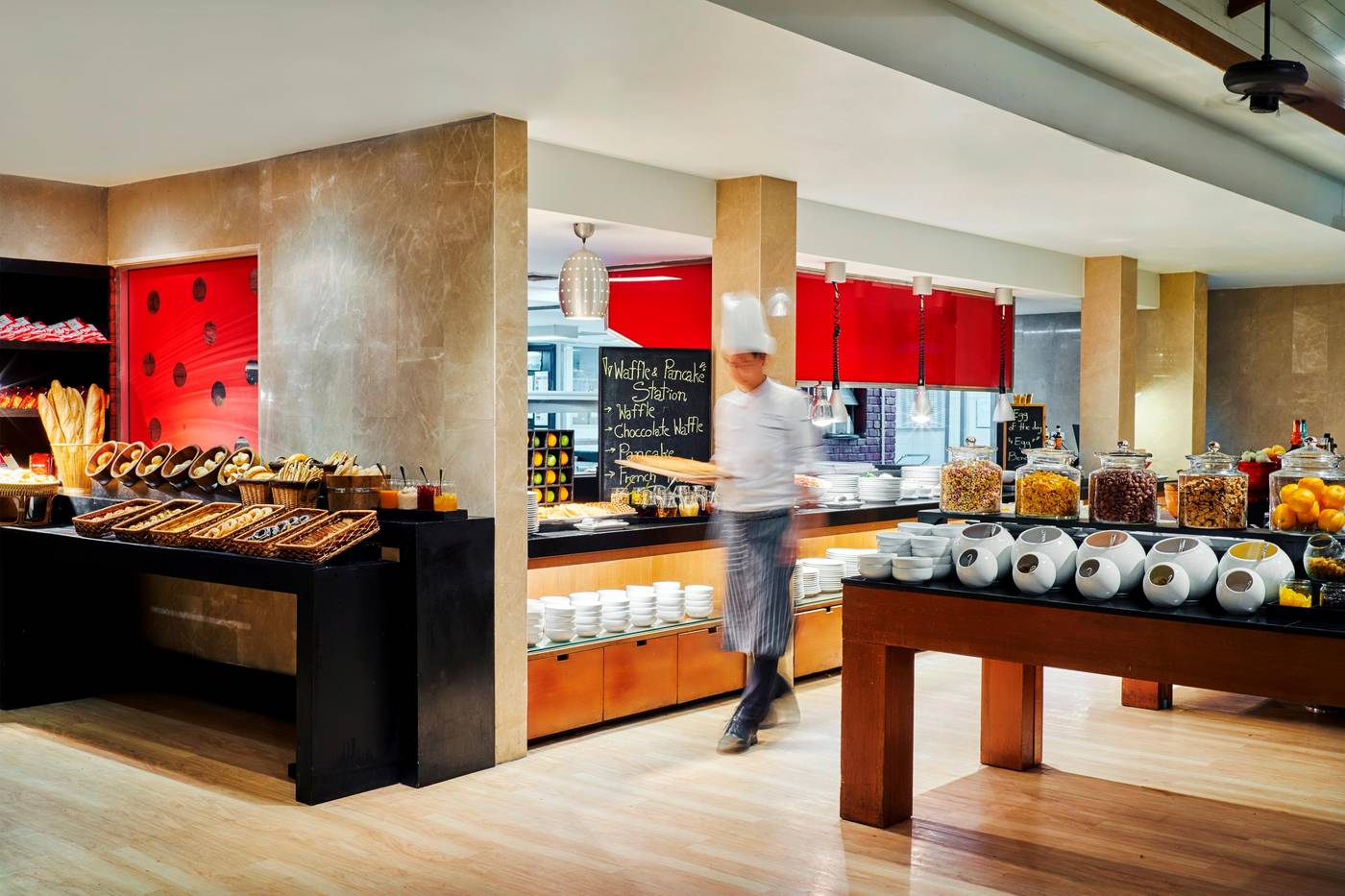 Swissotel-Resort-Phuket-Kamala-Beach-Restaurant-46