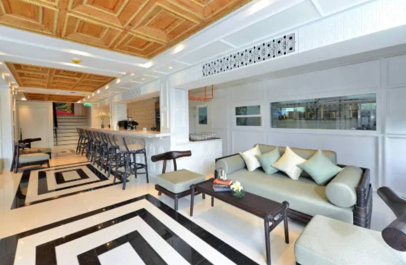 Riva-Arun-Bangkok-Lobby-11