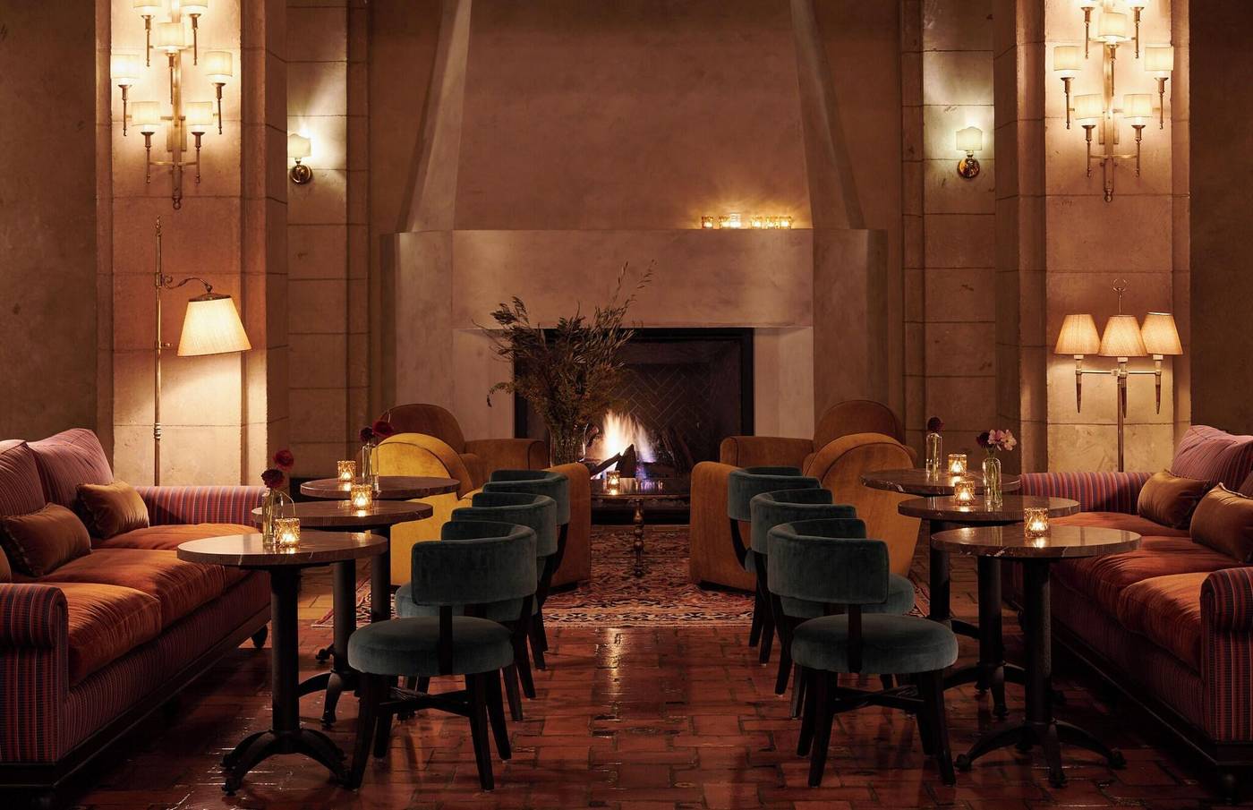 Hollywood-Roosevelt-Lobby-19