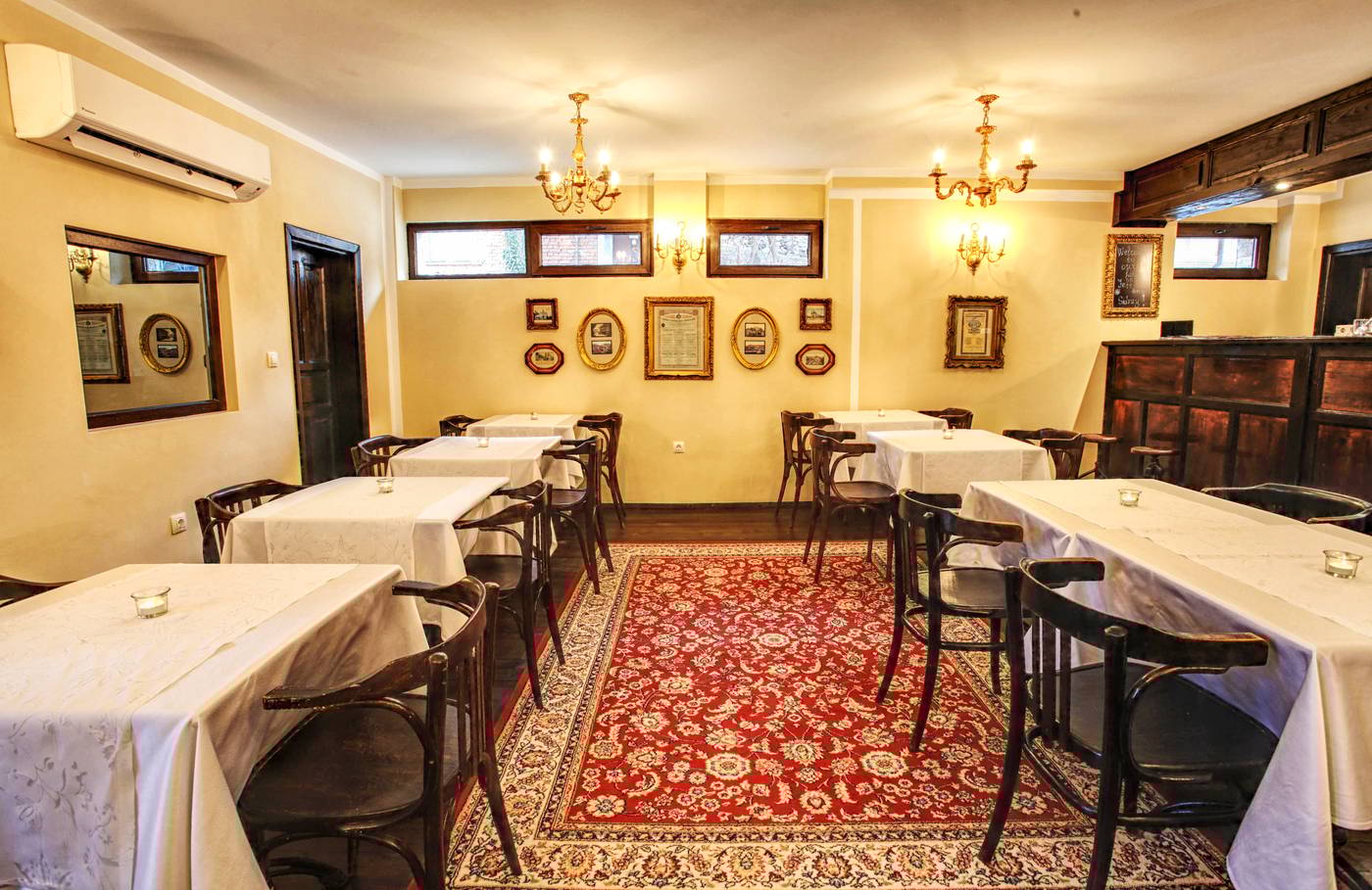 Hotel Evmolpia-Bulgaria-Plovdiv-Lobby-5