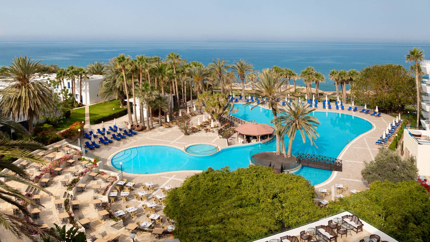 Azia-Resort---Spa-Pool-2