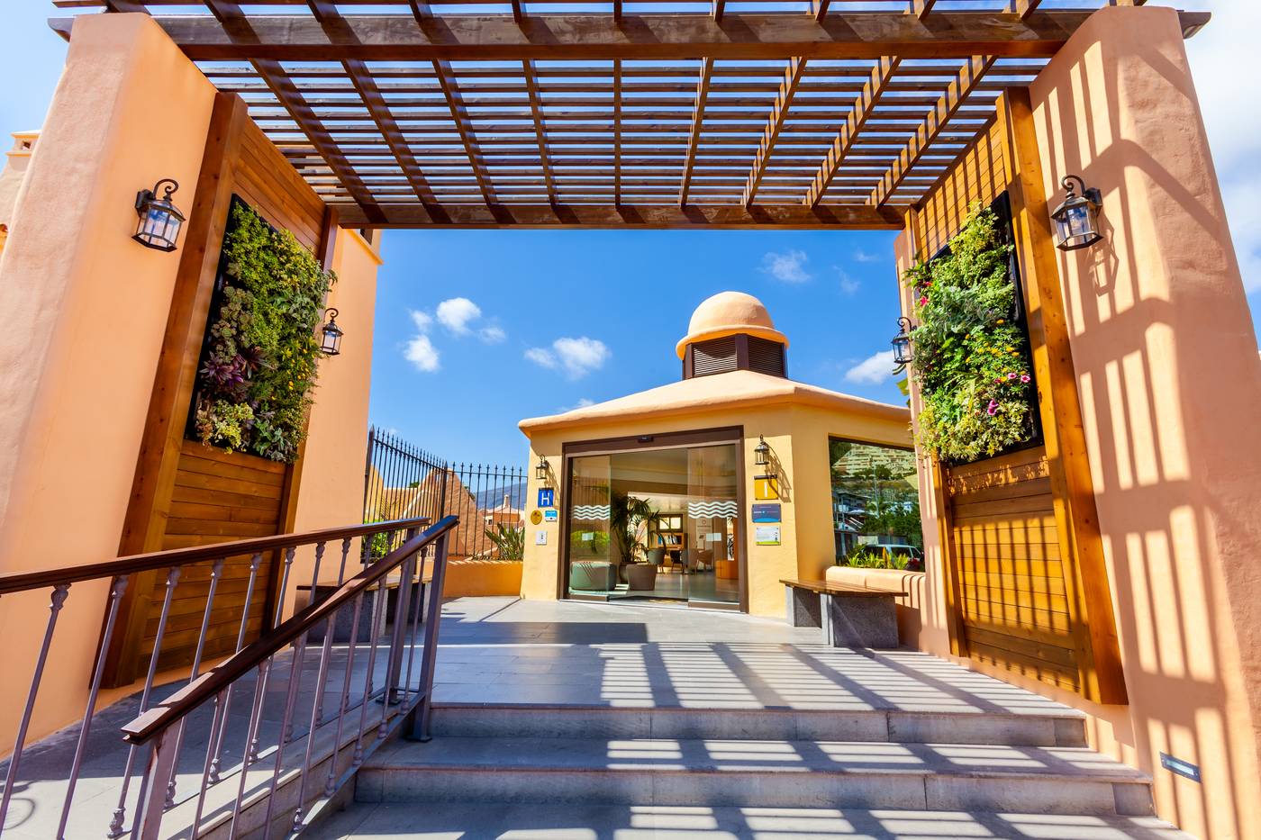 Tagoro-Costa-Adeje-Lobby-16