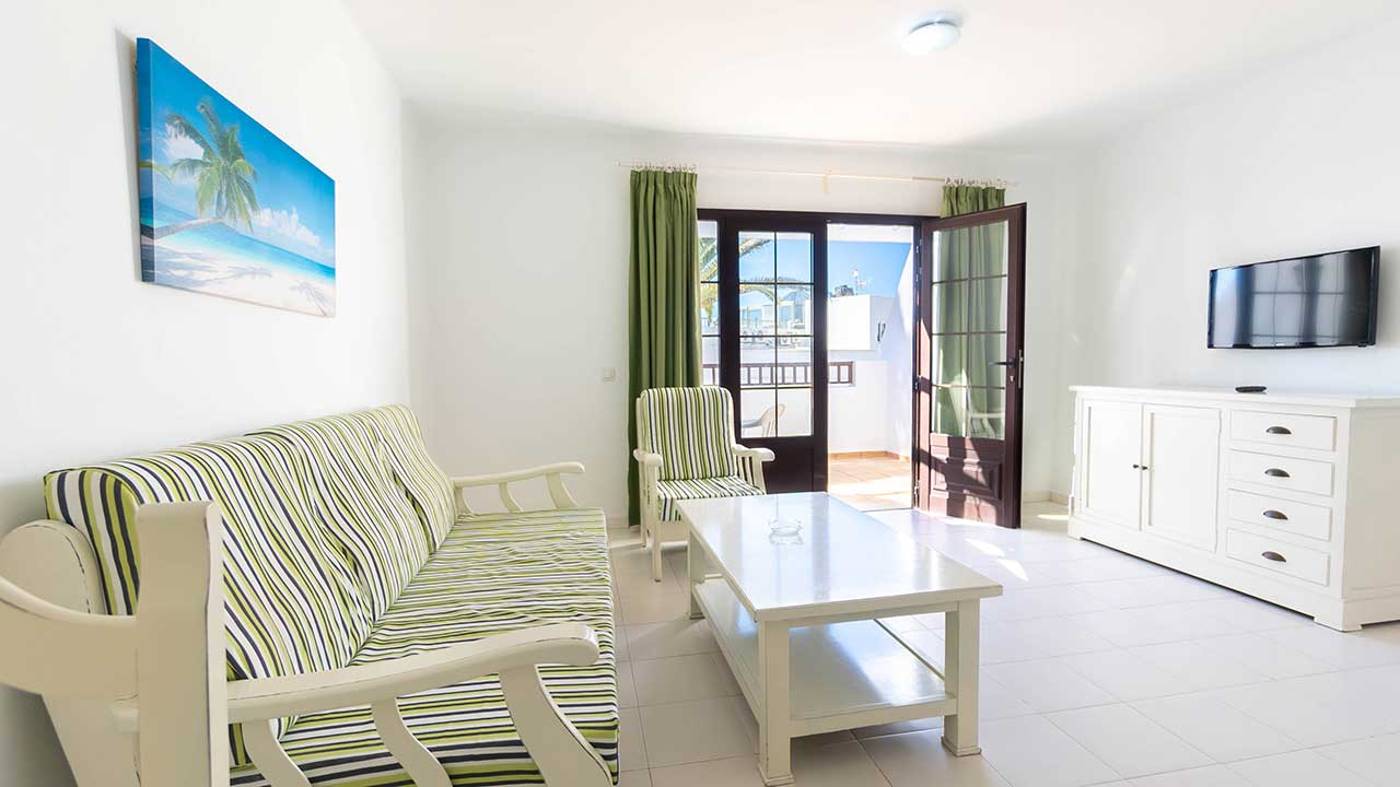 Flamingo-Apartments-Room-20