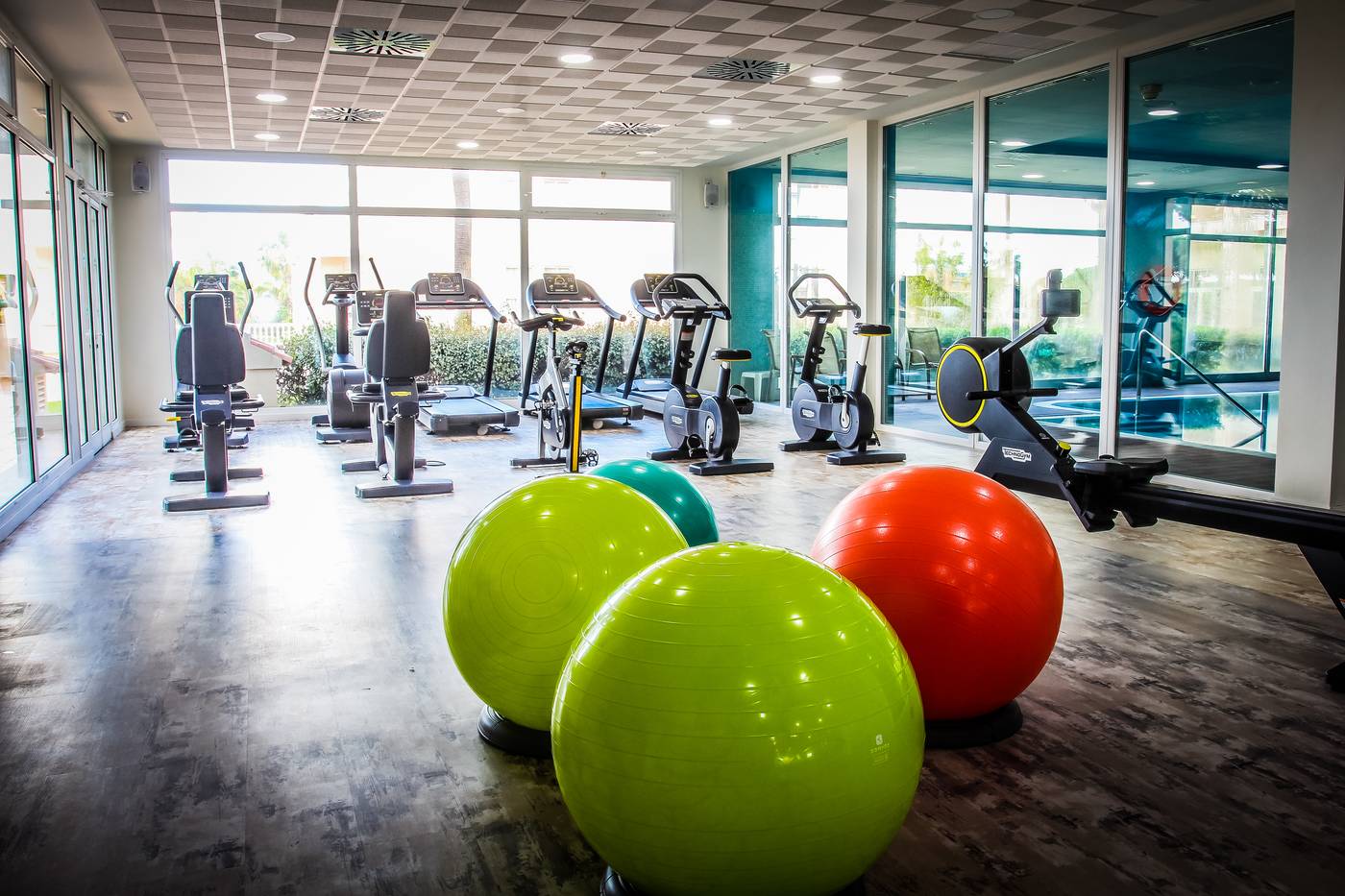 Valentin-Sancti-Petri-Sports-and-Entertainment-67