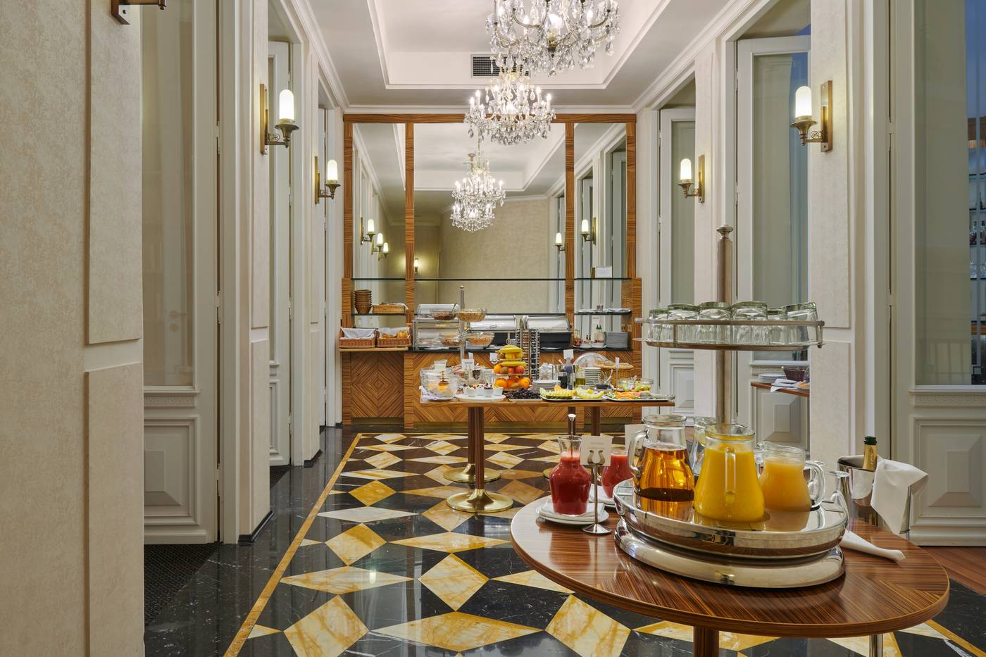 Ventana-Hotel-Prague-General-view-5