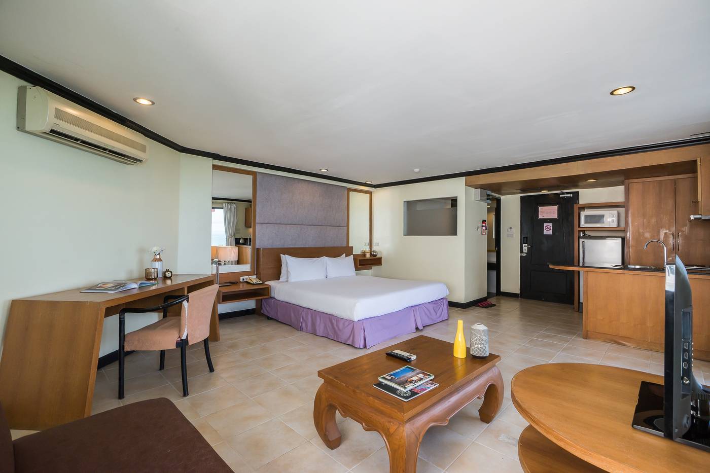 Bella Villa Metro-Thailand-Muang Pattaya-Room-8