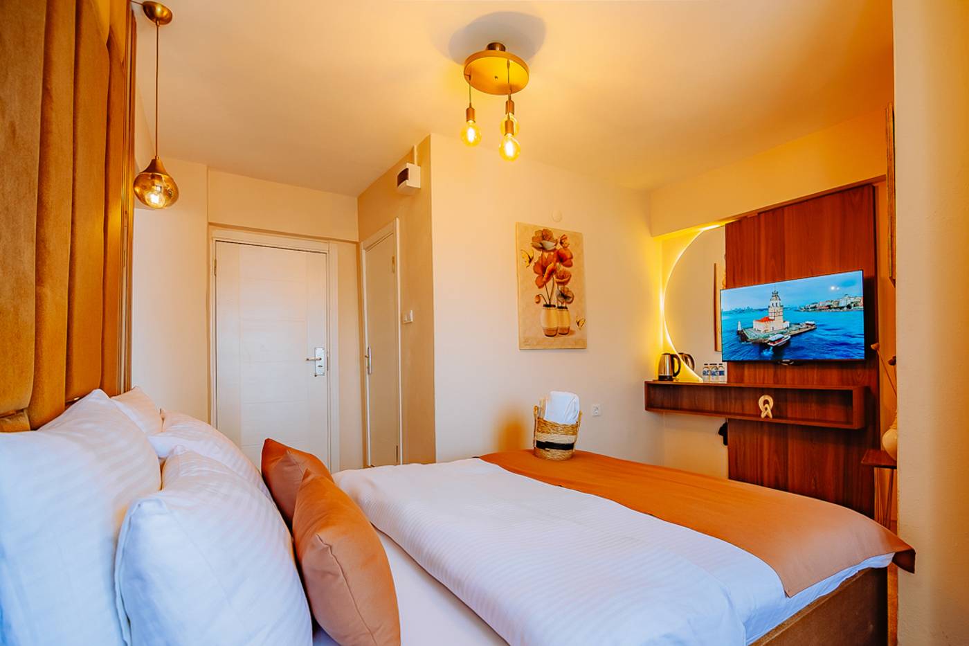 Ali-Khan-Hotel-Room-21