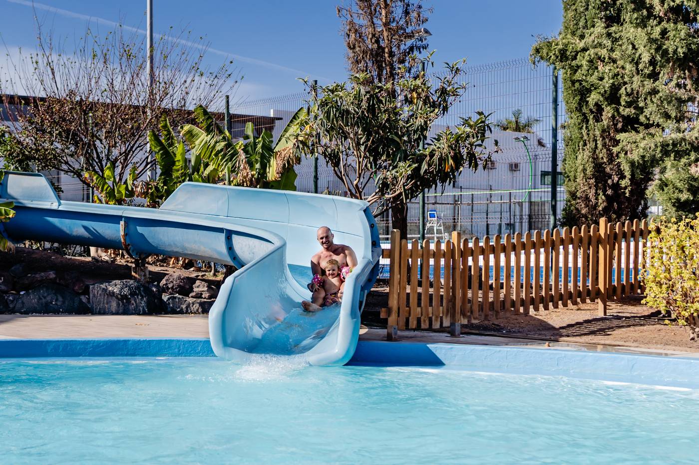 Playitas-Aparthotel-Pool-9