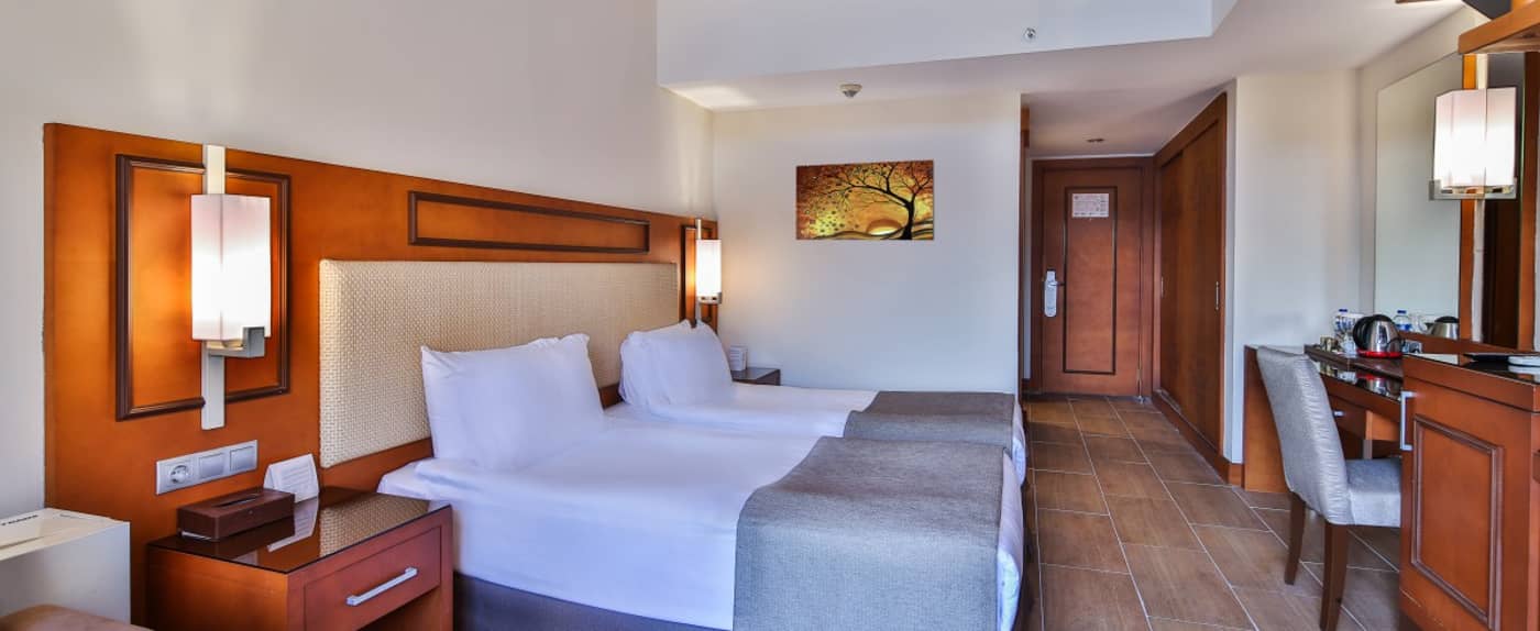 Crystal-Prestige-Elite-Room-23