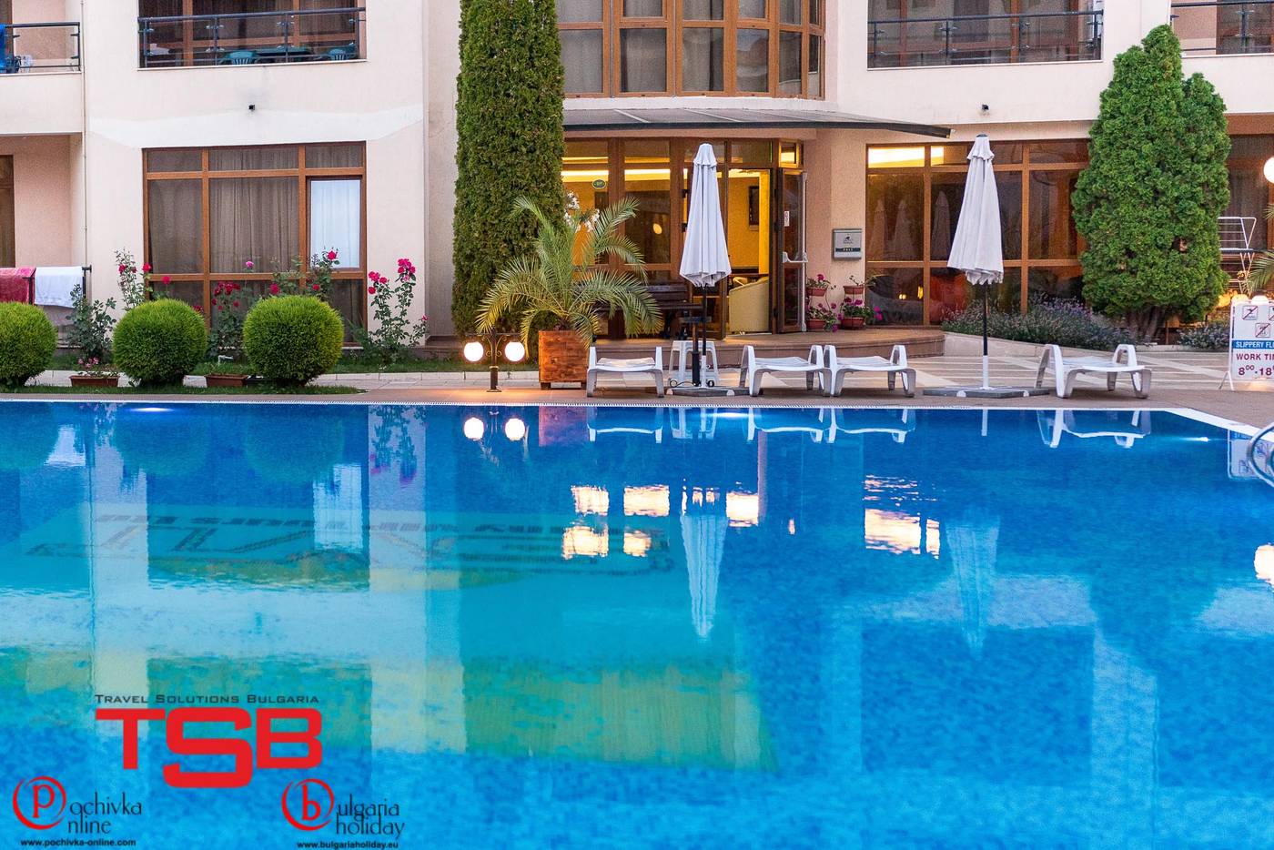 Sunny-Victory-Apartments-Pool-7