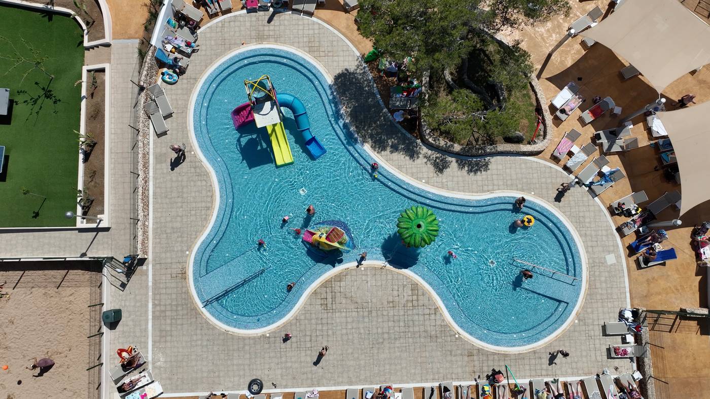 Club-Hotel-Aguamarina-Pool-11