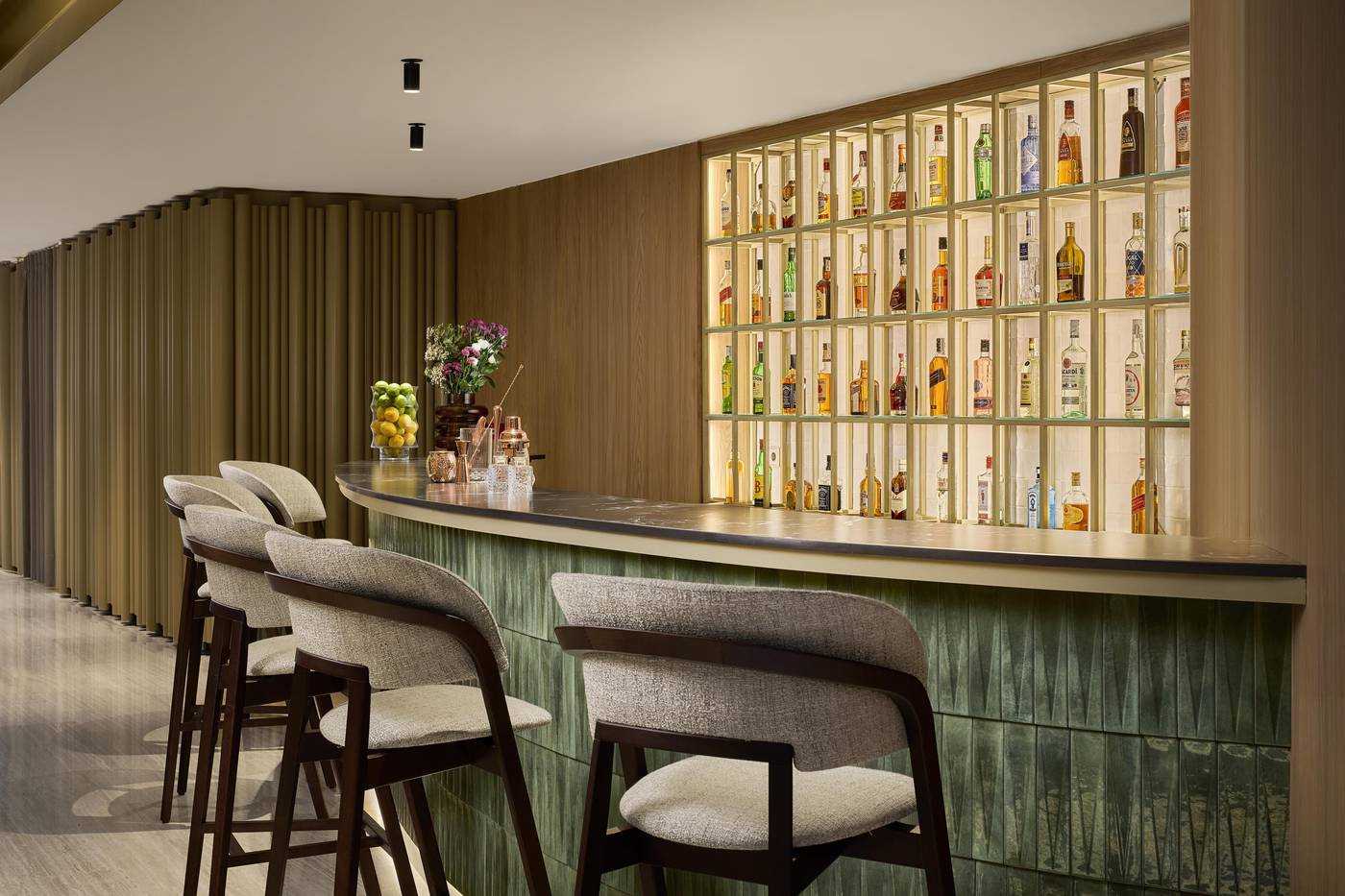 NH-Paseo-de-la-Habana-Bar-17