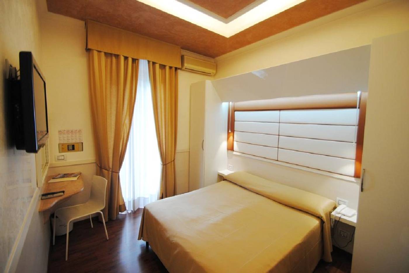Verona-Rome-Room-18