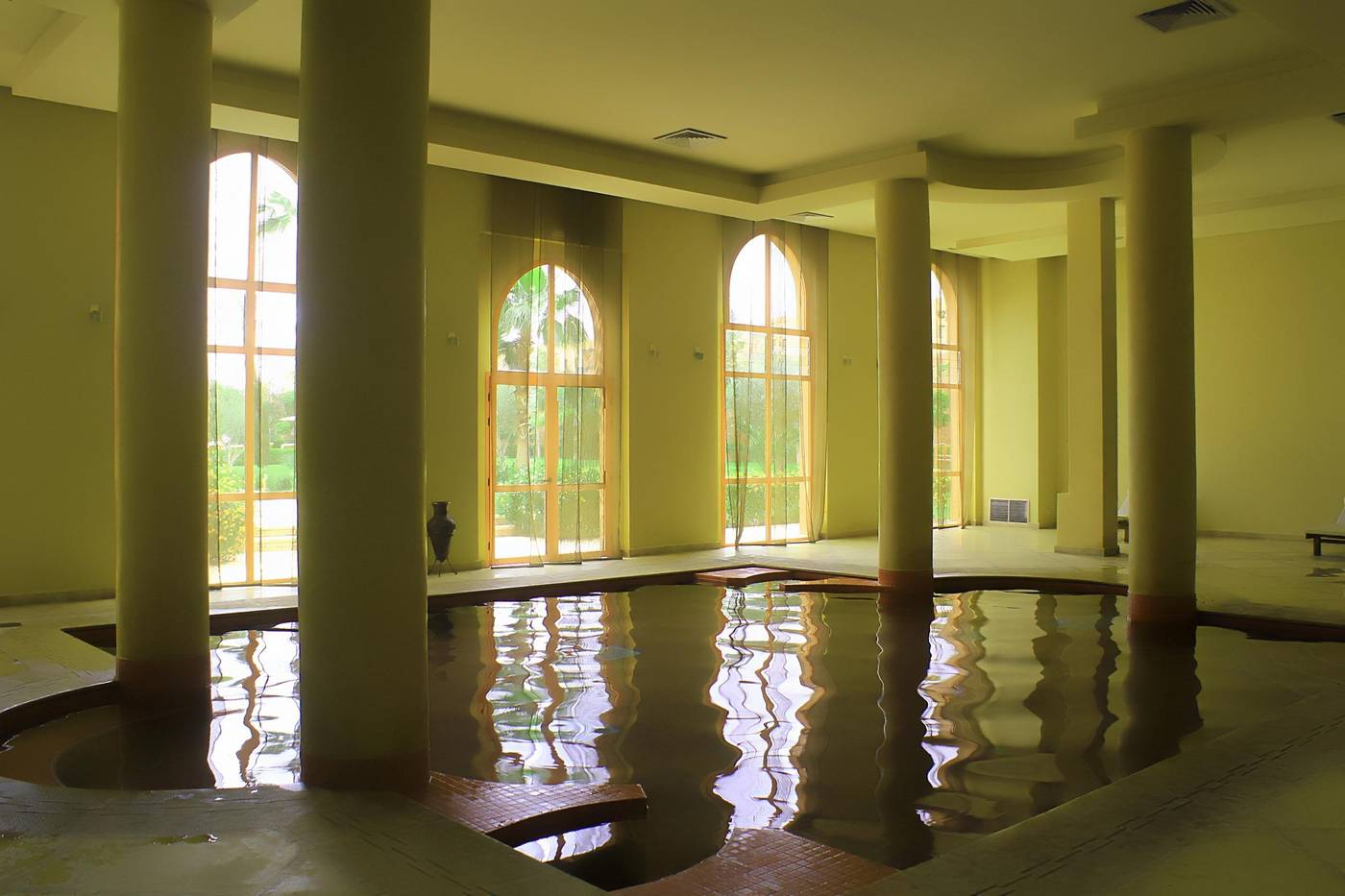 Palm-Plaza-Hotel---Spa-Pool-74