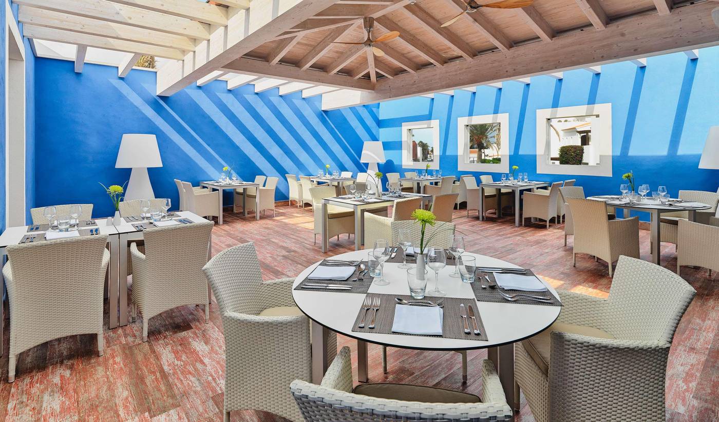 Barcelo-Fuerteventura-Royal-Level--Family-Club--NU-Restaurant-49