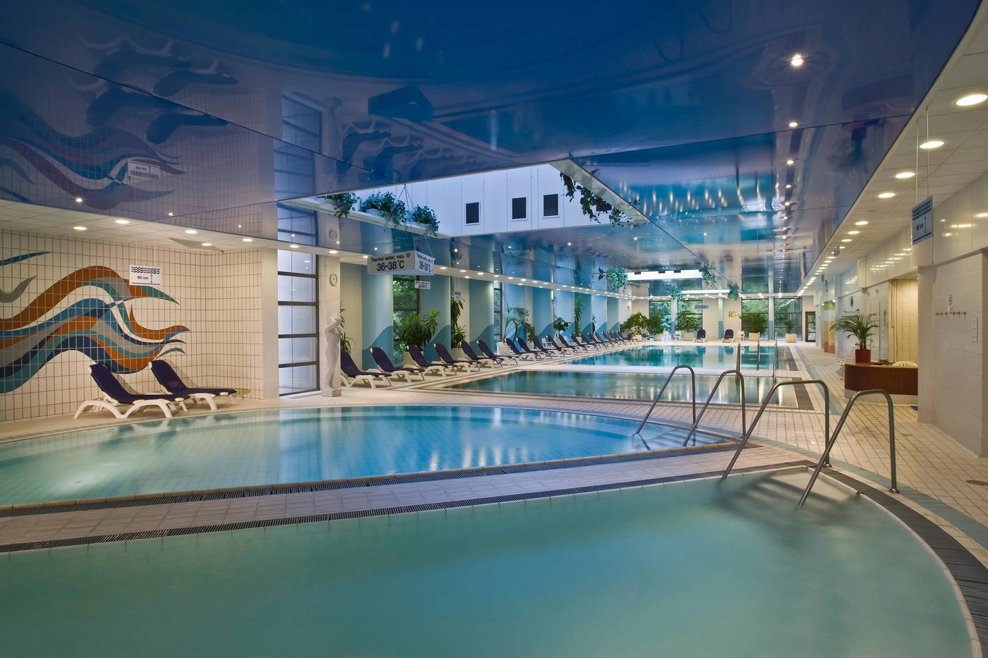 Danubius Hotel Helia-Hungary-BUDAPEST-Pool-6