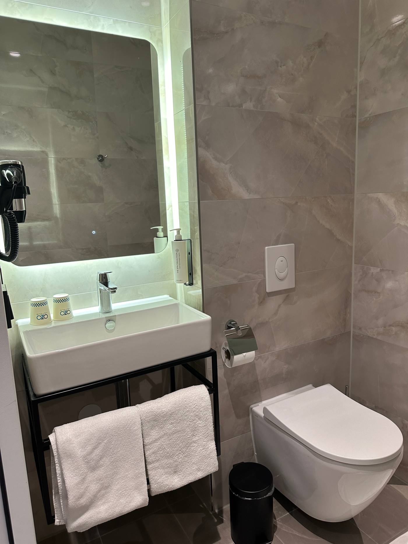 Ozo-Hotel-Antares-Room-39