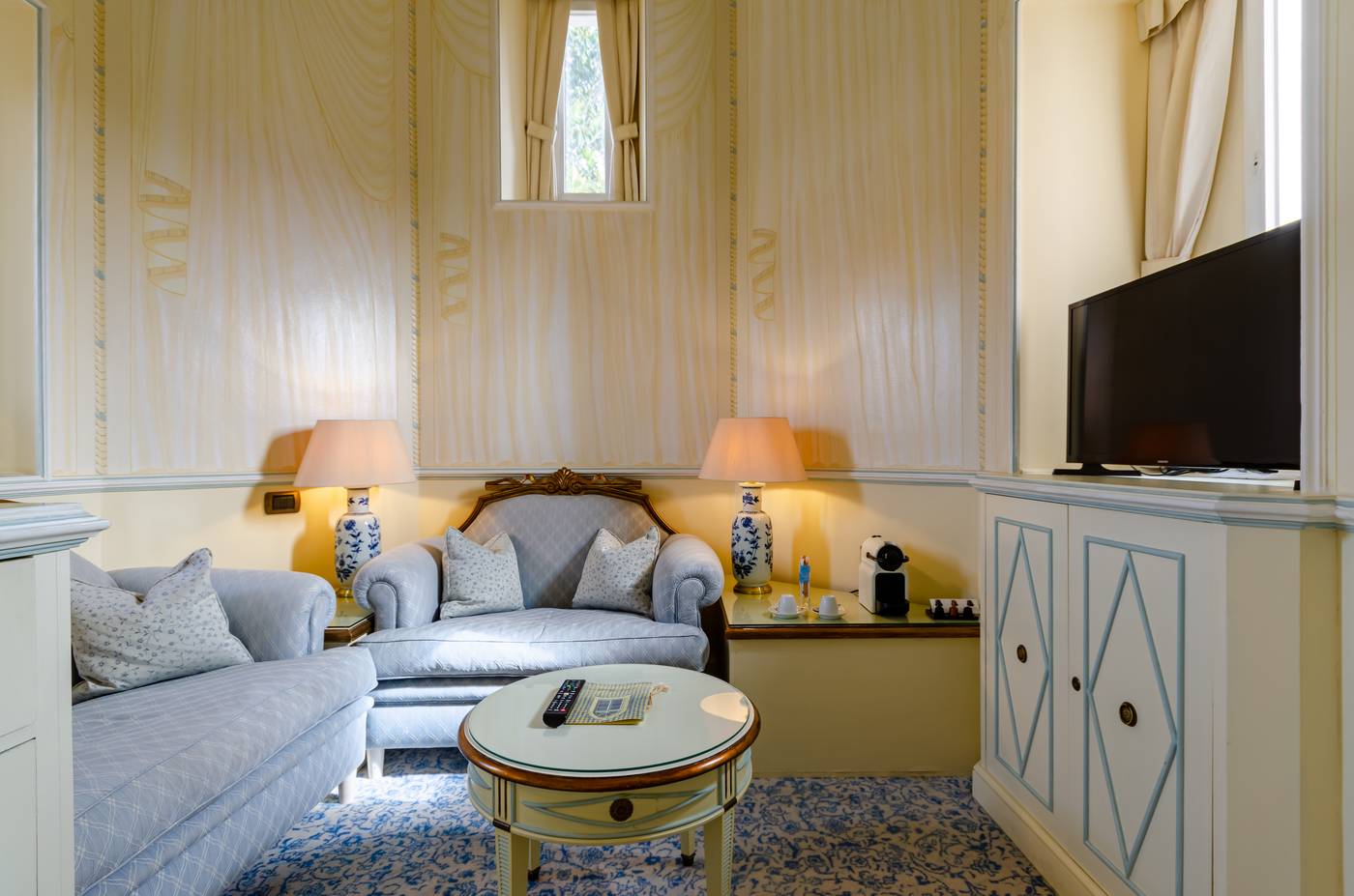 Olissippo-Lapa-Palace----The-Leading-Hotels-World-Room-43