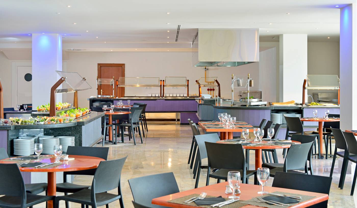 Hotel-Ocean-House-Costa-del-Sol-Affiliated-by-Melia-Restaurant-53