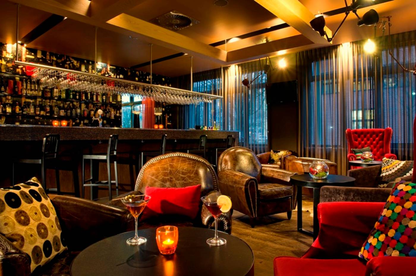 Adina-Apartment-Hotel-Berlin-Mitte-Bar-15