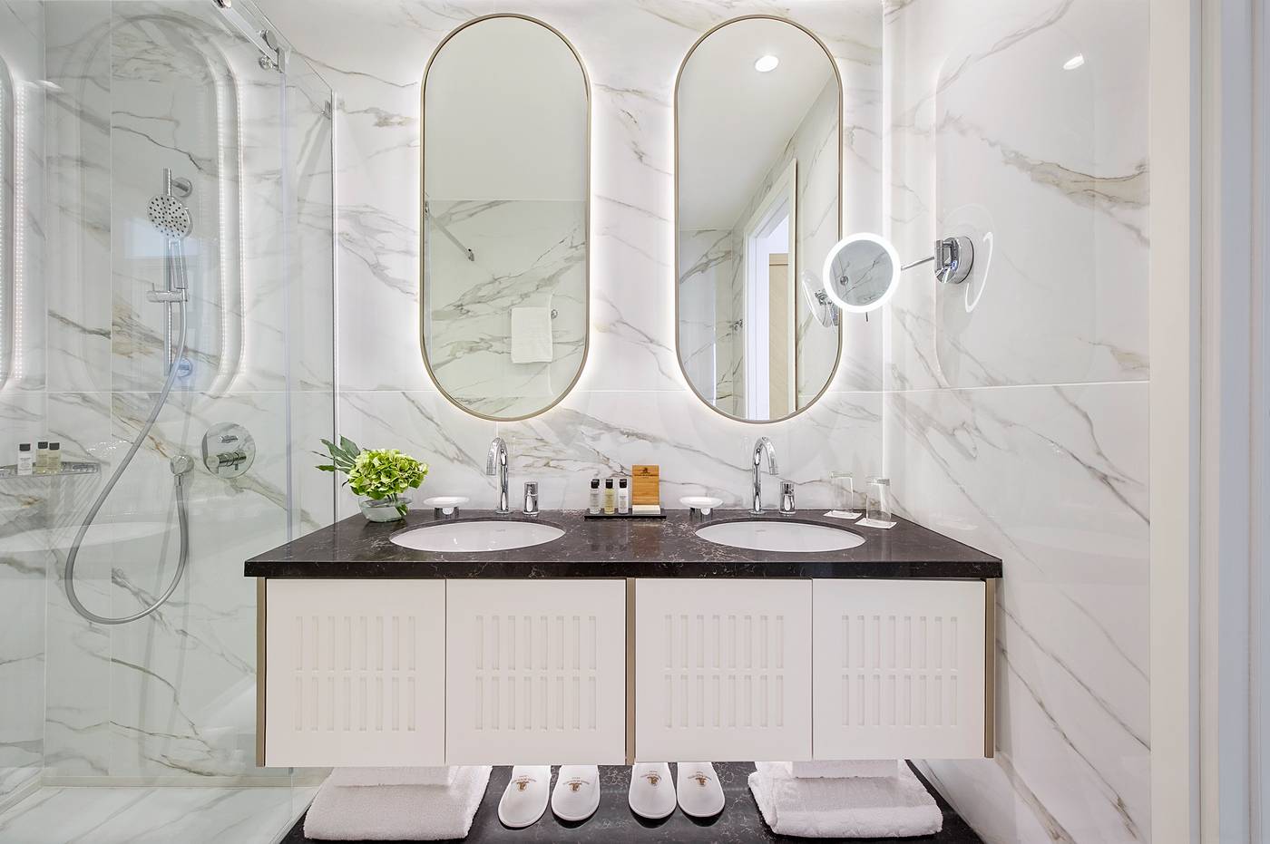 Adams-Beach-Hotel-Room-50