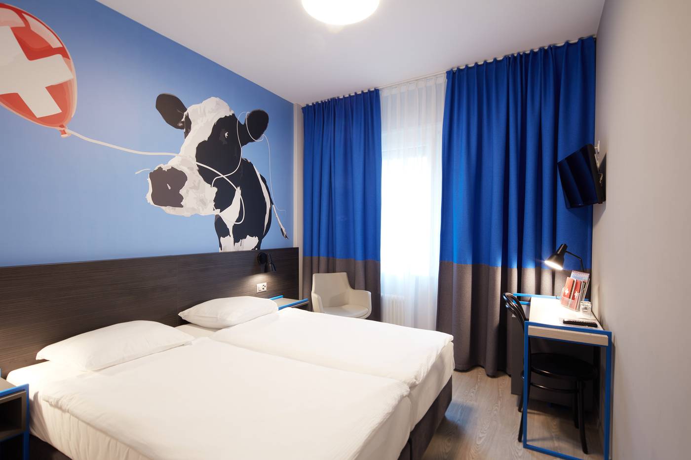 Crystal-Switzerland-LAUSANNE-Room-7
