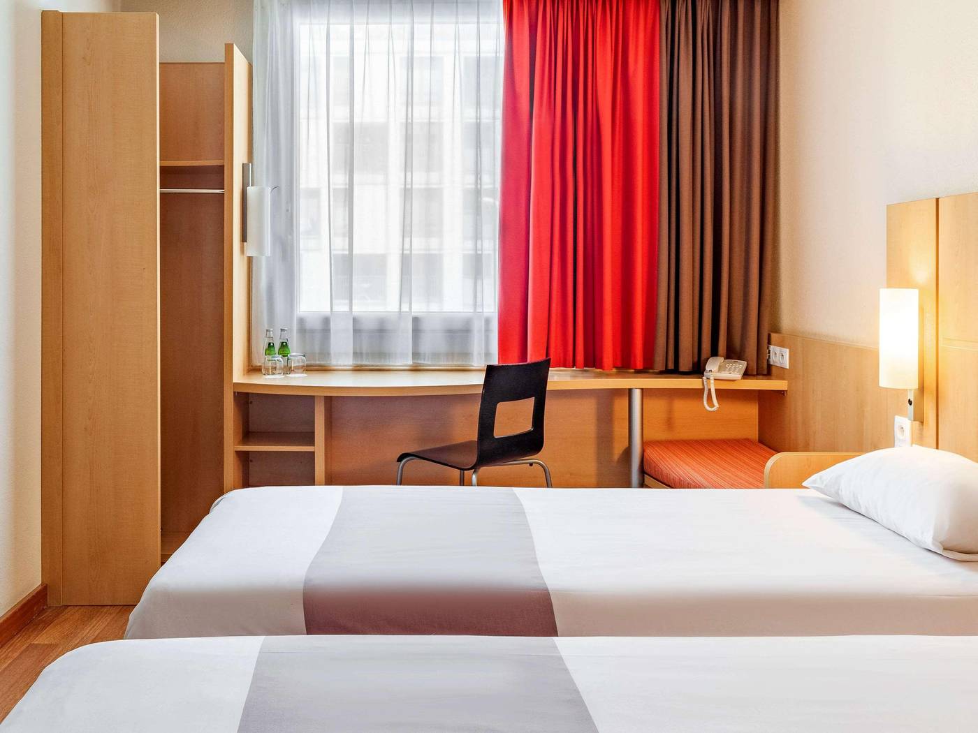 ibis-Warszawa-Reduta-Room-17