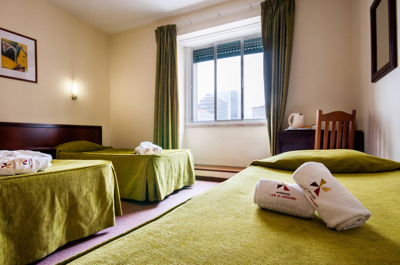 Residencial-Lar-do-Areeiro-Room-13